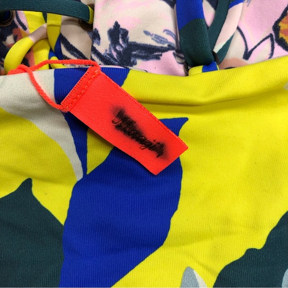 NWT maaji bikini swim top reversible lace up corset printed - Picture 9 of 10